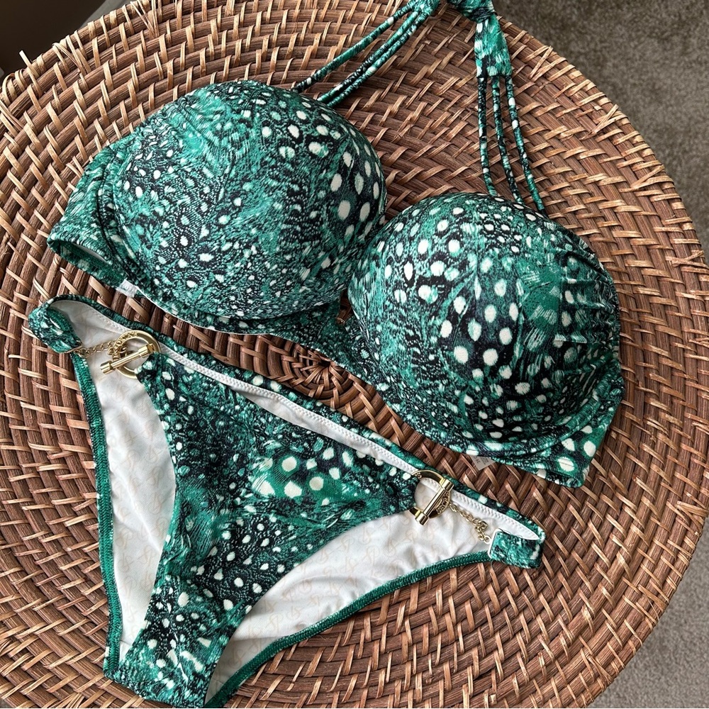 Victoria’s Secret Miraculous Bombshell Bikini